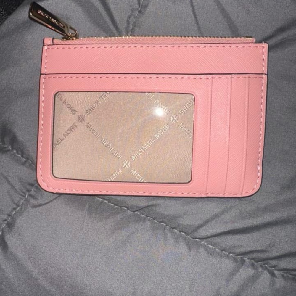 SOLD - Picture 3 of 4